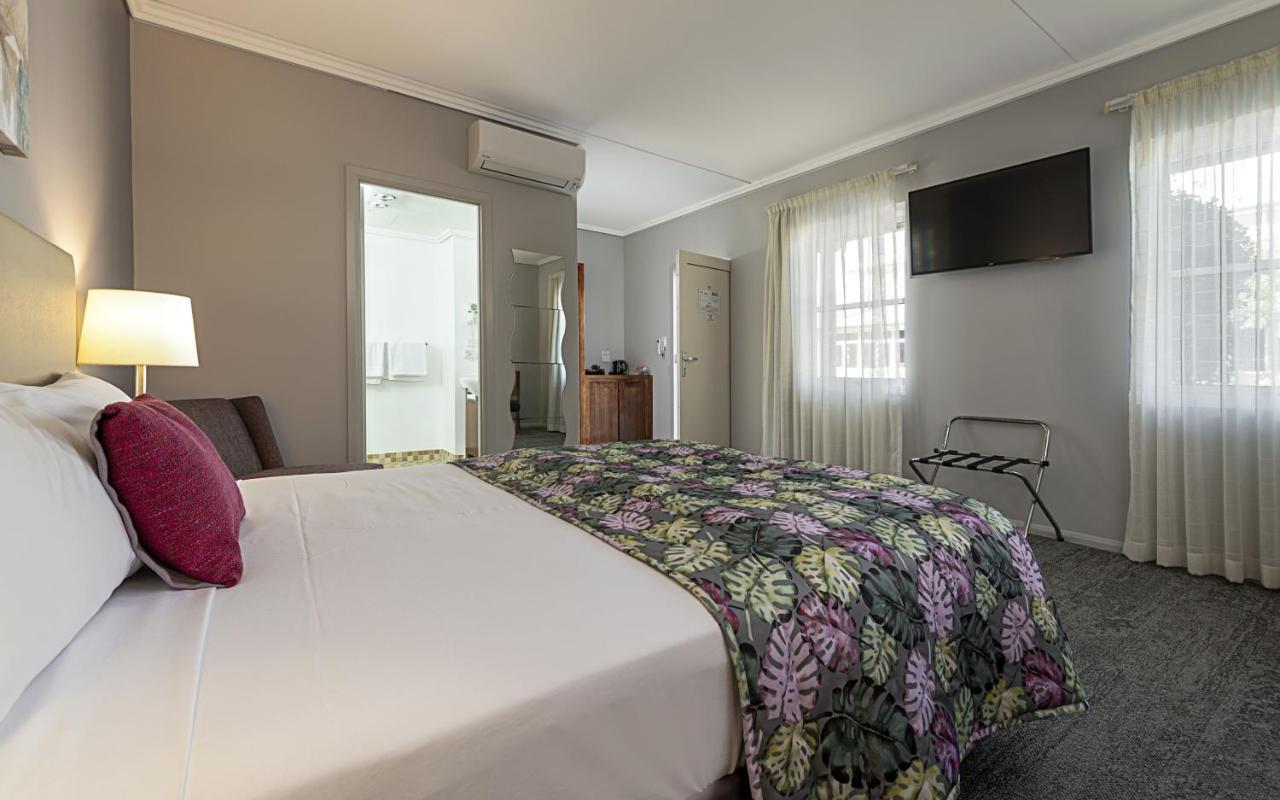 Coachmans Inn Ворік Екстер'єр фото