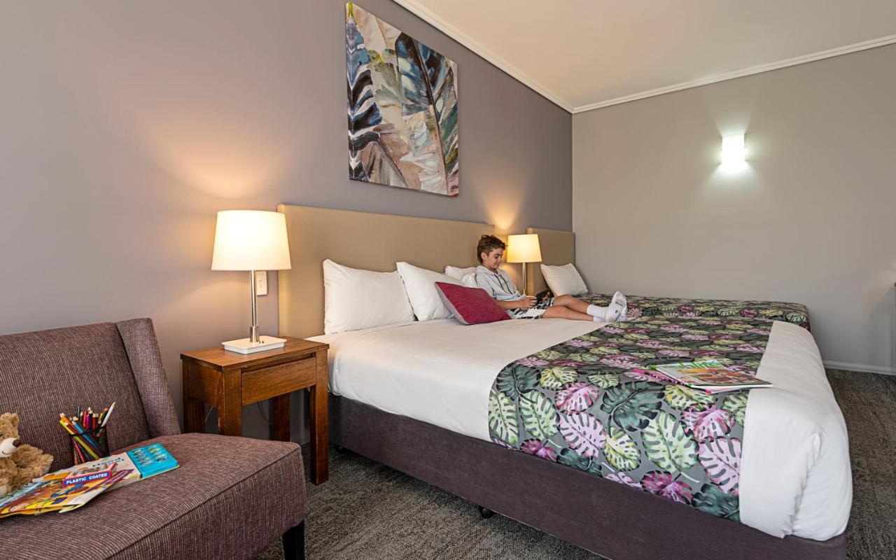 Coachmans Inn Ворік Екстер'єр фото