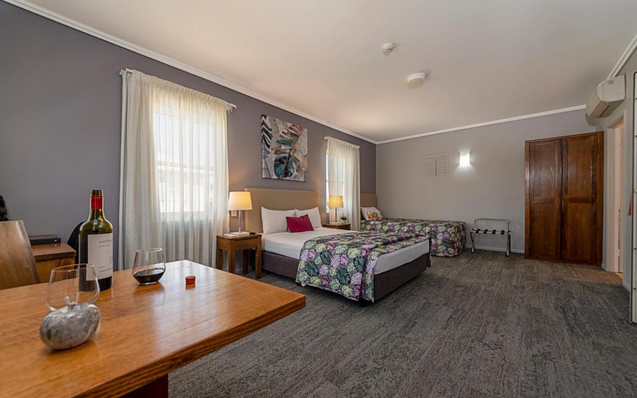 Coachmans Inn Ворік Екстер'єр фото